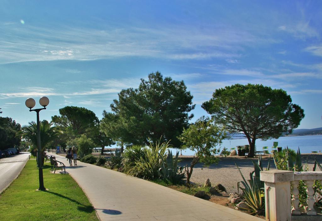 Crikvenica Right On The Beach Exterior foto
